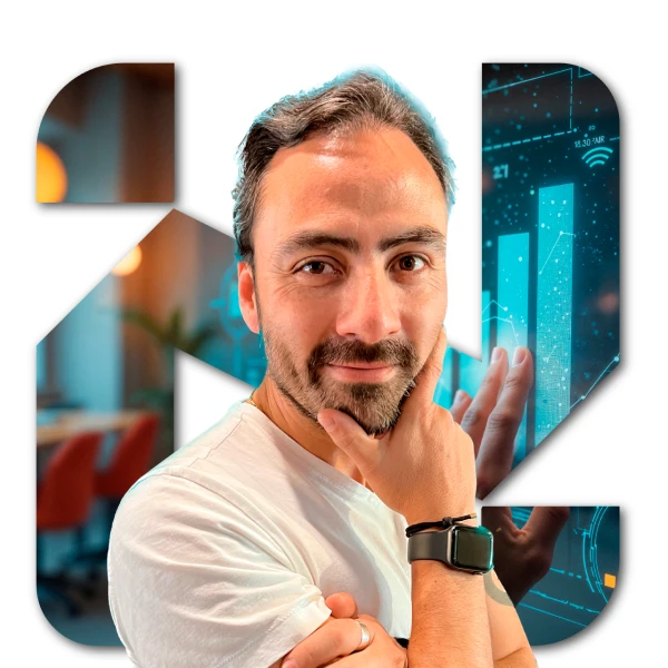 Carlos López — Director de INTRO CREA